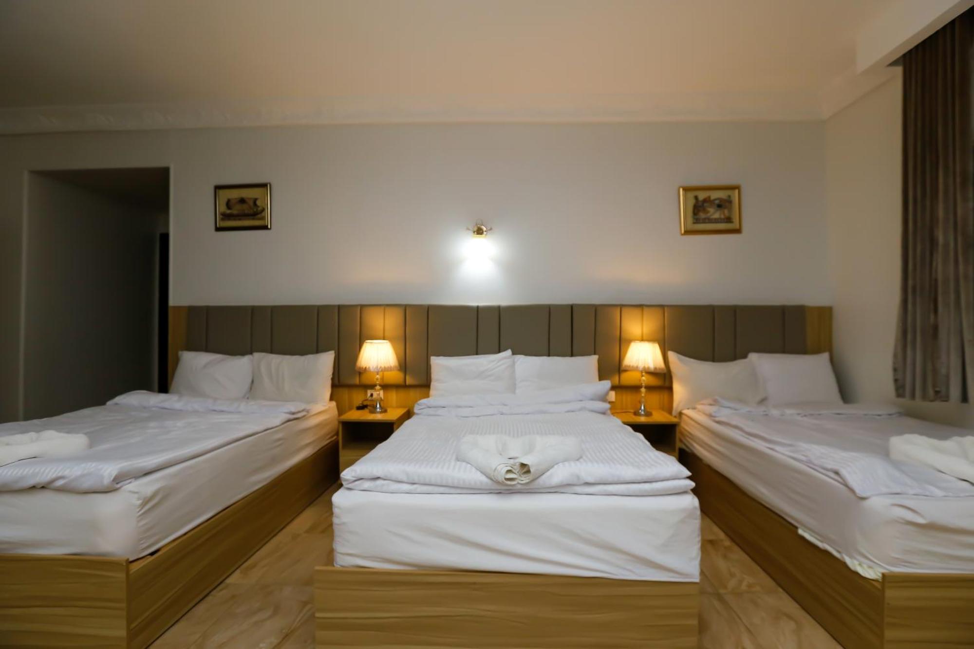 Pyramids Express View Hotel Kafret el-Gabal Buitenkant foto