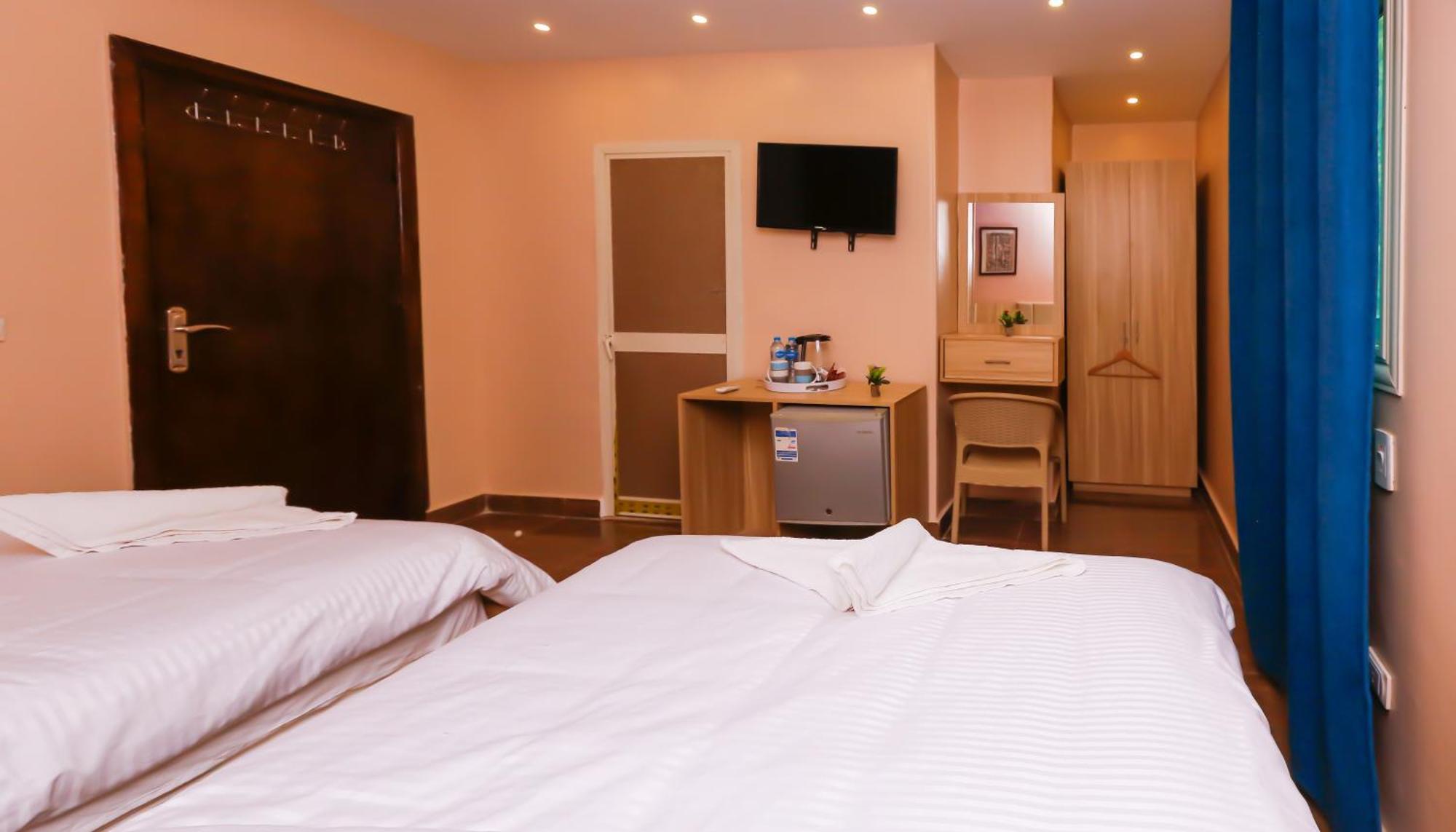 Pyramids Express View Hotel Kafret el-Gabal Buitenkant foto