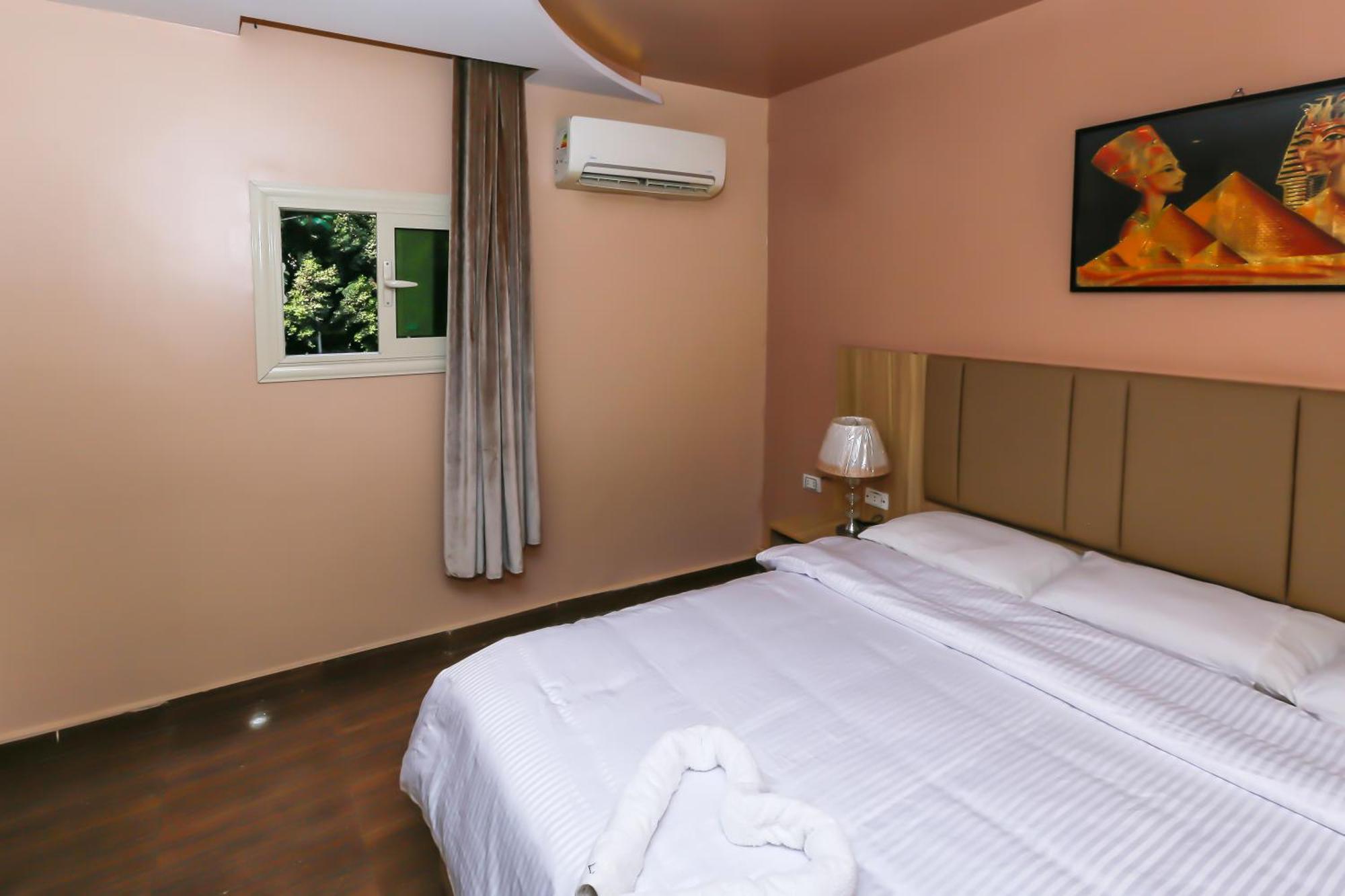 Pyramids Express View Hotel Kafret el-Gabal Buitenkant foto