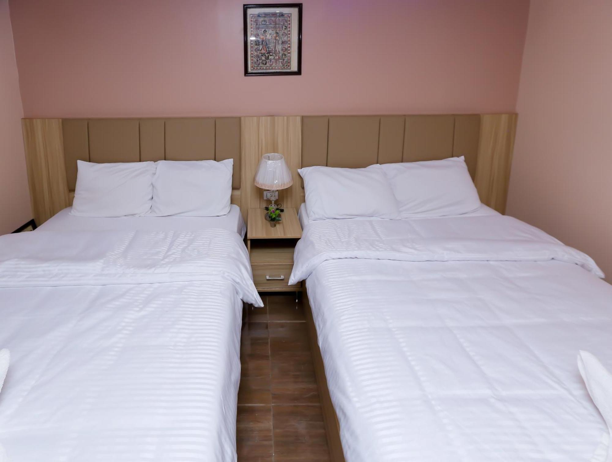 Pyramids Express View Hotel Kafret el-Gabal Buitenkant foto