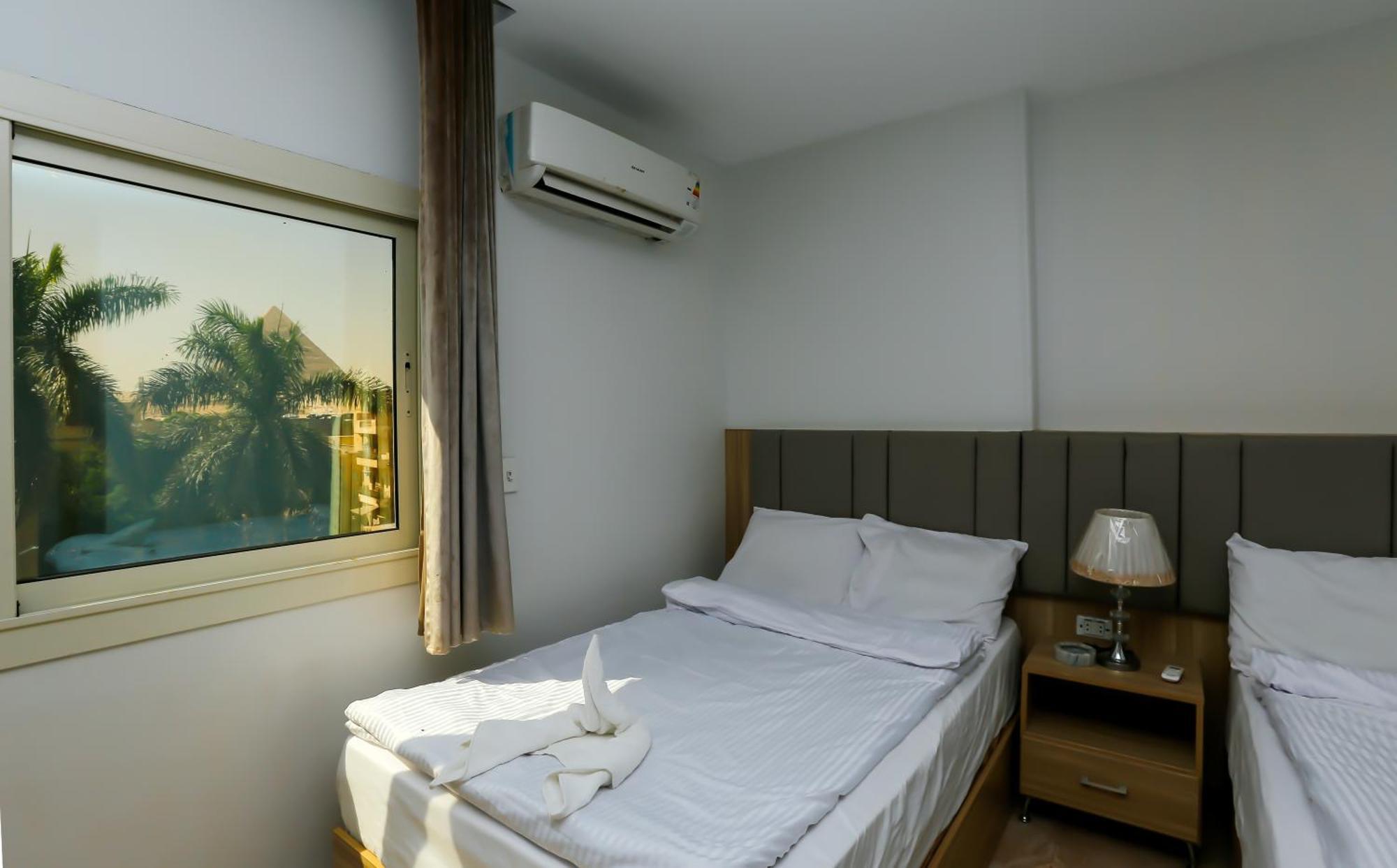 Pyramids Express View Hotel Kafret el-Gabal Buitenkant foto