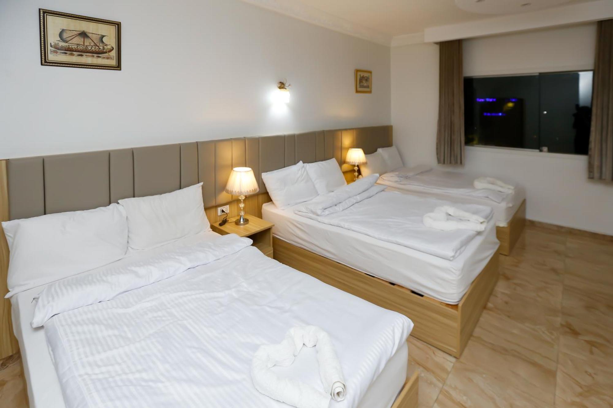 Pyramids Express View Hotel Kafret el-Gabal Buitenkant foto